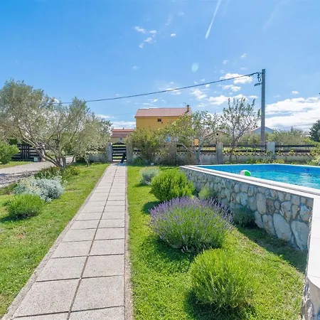 Poolincluded - Seaview Villa Nika 펜션 *