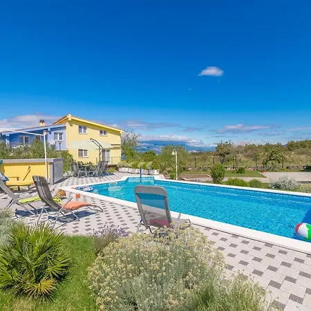 펜션 Poolincluded - Seaview Villa Nika 포세다르예
