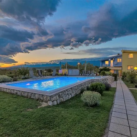 Poolincluded - Seaview Villa Nika Holiday home
