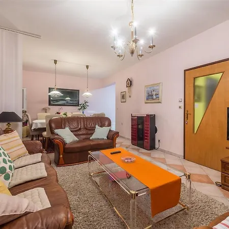Poolincluded - Seaview Villa Nika Holiday home