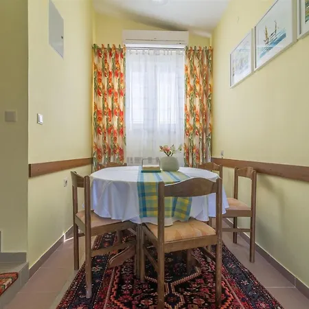 Poolincluded - Seaview Villa Nika * Posedarje