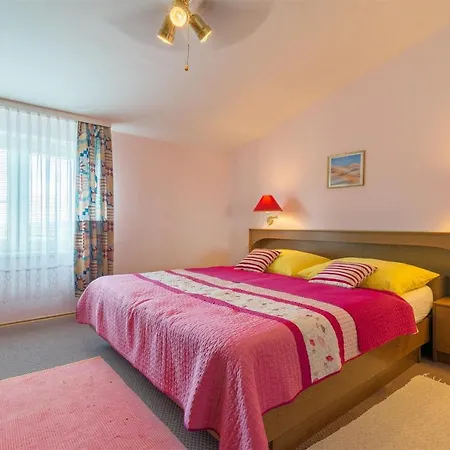 Poolincluded - Seaview Villa Nika Prázdninový dům *