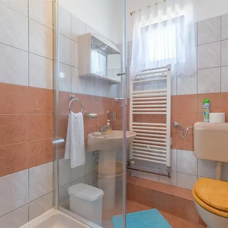 Prázdninový dům Poolincluded - Seaview Villa Nika Posedarje