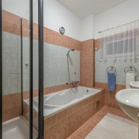 Poolincluded - Seaview Villa Nika *